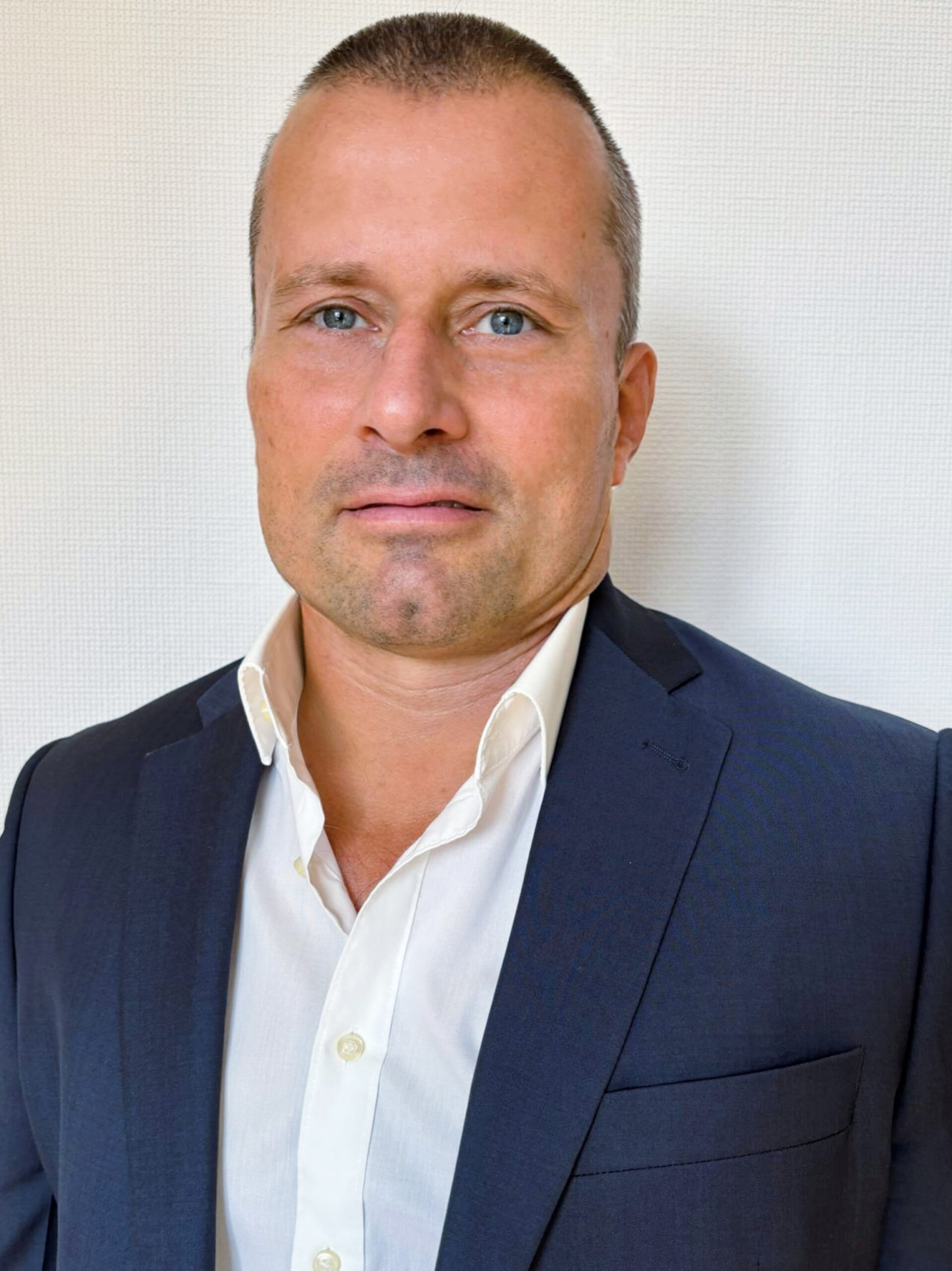 Tomi ok vagott scaled 1